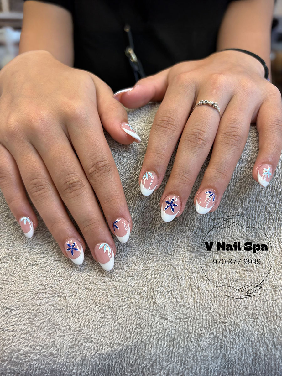 V Nail Spa
